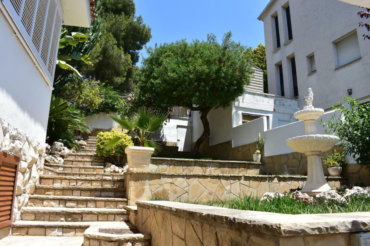 Villa Garden Таррагона Екстер'єр фото
