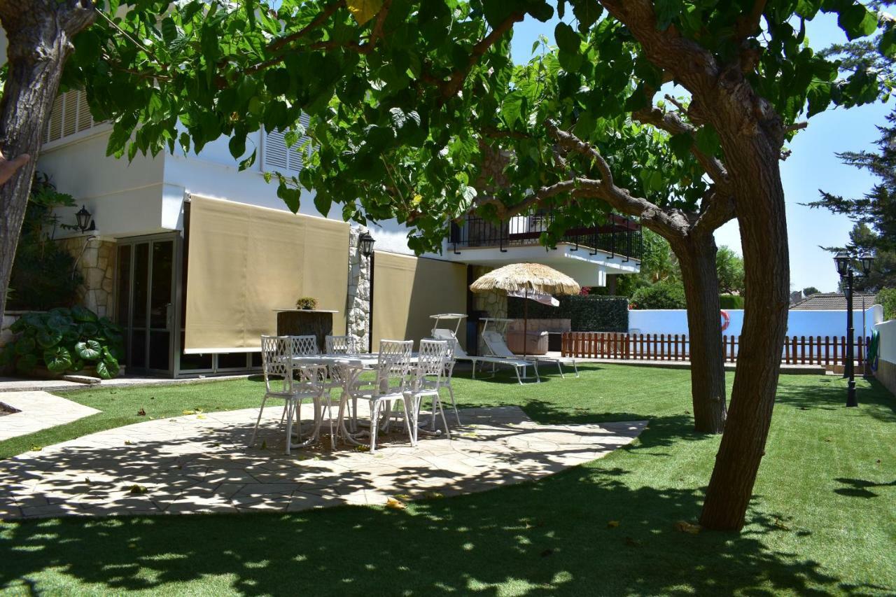 Villa Garden Таррагона Екстер'єр фото
